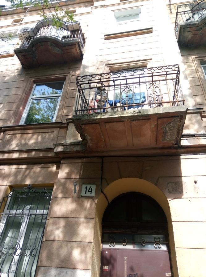 Lviv Appartment On Yaroslava Mudrogo 14 Exterior foto